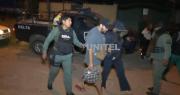 Capturan al menos a una docena de personas y las acusan de atacar viviendas en Warnes