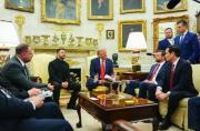 Trump y Zelenski respaldan celebrar una reunión trilateral con Putin para cerrar un acuerdo de paz