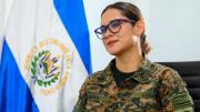Colas en barberías de El Salvador: las nuevas normas que deberán cumplir los estudiantes para entrar a clases