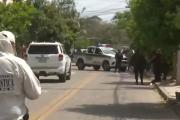 Reportan un policía herido tras un tiroteo en Santa Cruz y activan la búsqueda de los responsables