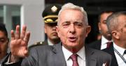 Justicia de Colombia ordena libertad a expresidente Uribe mientras apela condena