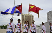 Los vietnamitas ayudan a cubanos con donaciones de 38 centavos de dolar