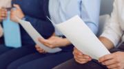 Chicago ofrece empleo a personas que hablan español por $14 la hora: así puedes postularte