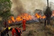 Calvimontes declara emergencia nacional por incendios forestales