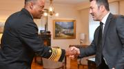 El jefe del Comando Sur se sincera y dice que su misión es demonizar a China