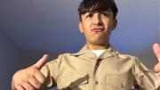 No lo dejaban ni bañarse: La indignante detención de ICE a un estudiante chileno cuando paseaba a su perro