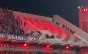 Se suspendió Independiente vs Universidad de Chile por los violentos incidentes: la barra entró a la popular visitante