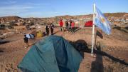 De baldío a barrio improvisado: 18 familias se instalaron con carpas en reclamo de un techo