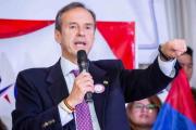 Tuto descarta declinar y ratifica su candidatura