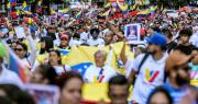EEUU emite alerta a sus ciudadanos y les pide no viajar a Venezuela
