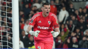 River aguantó con 10, empató con Libertad y pasó por penales a los cuartos de la Libertadores