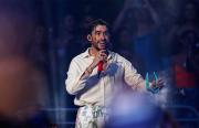 Bad Bunny pone a perrear a los sordos al ritmo de los intérpretes de señas en Puerto Rico