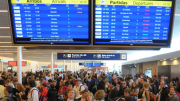 Cinco días de paro de aeronáuticos: cómo saber si tu vuelo se cancela y dónde reclamar