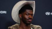 Pillaron a famoso rapero Lil Nas X caminando en ropa interior por Los Ángeles: Terminó arrestado y hospitalizado por posible sobredosis