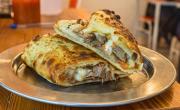 Queda en Villa Pueyrredón y hacen un mega sánguche de vacío: la imperdible propuesta gastronómica