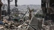 Israel intensifica sus ataques y deja al menos 65 muertos en Gaza