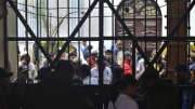 Defensor del Pueblo: Hay más de 33.000 detenidos preventivos que también esperan la revisión de sus procesos