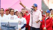 Maduro militariza Venezuela ante el despliegue de buques de guerra de EE.UU.