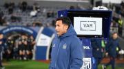 ¿Pega el portazo? Carlos Tévez se fue sin hablar tras una nueva derrota de Talleres y su futuro es incierto