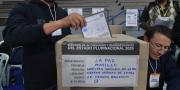 El TSE alista convocatoria para el balotaje entre Paz y Quiroga