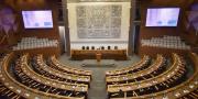 Luis Arce cuestiona que las obras estén “trabadas” en la Asamblea