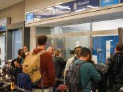 Miles de pasajeros afectados por vuelos cancelados en una nueva jornada de paro de controladores aéreos