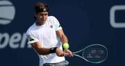 Tomás Etcheverry brilló y derrotó a Ugo Carabelli en el duelo argentino de la primera ronda del US Open 2025