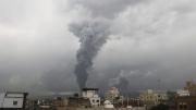 Israel bombardeó Saná y destruyó el palacio presidencial de los hutíes en Yemen