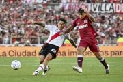 Tras el sufrido pase a cuartos, River visita a Lanús para mantenerse arriba