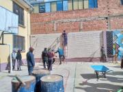 Cuadrillas de educación no descansan, trabajan en fin de semana mejorando más colegios
