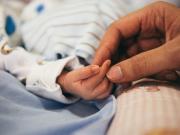 Santa Cruz enfrenta brote de coqueluche con 8 niños fallecidos y 165 casos confirmados