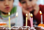 Qué significa soplar la vela de cumpleaños y por qué ya no se recomienda hacerlo