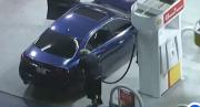 VIRAL: Hombre realizó un escape de película durante una persecución en Los Ángeles, incluso hasta surtió gasolina