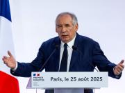 El gobierno francés, bajo presión: por el ajuste, el premier François Bayrou enfrenta un voto clave en la Asamblea
