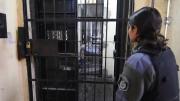 Fueron a visitar parientes en la cárcel y se quedaron adentro: tenían pedido de captura