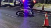 Un hombre murió en un accidente tras perder el control de su moto y golpearse con el asfalto