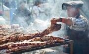 Escapada a 190 kilómetros de Buenos Aires: este es el pueblito que tiene la Fiesta del Asado Criollo