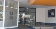 Delincuentes ingresaron a una clínica céntrica, provocaron destrozos y se llevaron dinero en efectivo