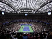 US Open, el Grand Slam donde reina el caos: público ruidoso, humo de hamburguesas y olor a marihuana