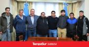 Santa Cruz forma a los futuros operadores de la primera planta de alimento balanceado