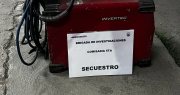 Cayó un sujeto cuando intentaba vender una soldadora robada en $3 millones