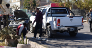 Un fuerte choque entre una camioneta Toyota y un Uber dejó a dos niñas y dos adultos heridos
