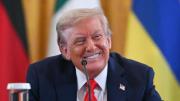 Trump felicita a reconocida cantante por su compromiso: Es una persona fantástica