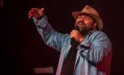 Formó parte de un grupo icónico de folklore y emocionó a todo un estadio con una interpretación única