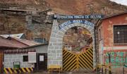 Detienen a 9 personas por presunto intento de juqueo en mina Huanuni