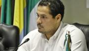 Talamás afirma que Camacho debe retomar funciones como gobernador si retorna a Santa Cruz
