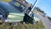 Mar del Plata: compró un Falcon verde impecable, pero lo chocó apenas se lo entregaron