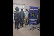 Cayeron dos hermanos cuando huían tras robar en una escuela del barrio Autonomía