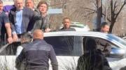 El video de Javier Milei provocando y agrediendo a vecinos de Lomas de Zamora antes de los piedrazos