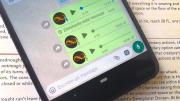 Esto es lo que significa que una persona siempre mande audios de WhatsApp, según la psicología